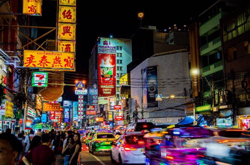 What Are the Best Food Experiences in Bangkok?