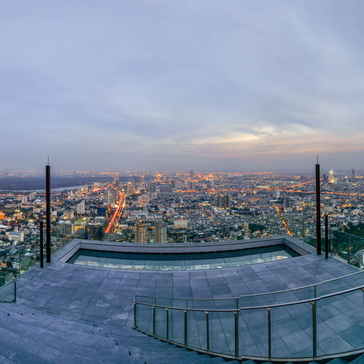 Outdoor 360 degree observation deck in Bangkok