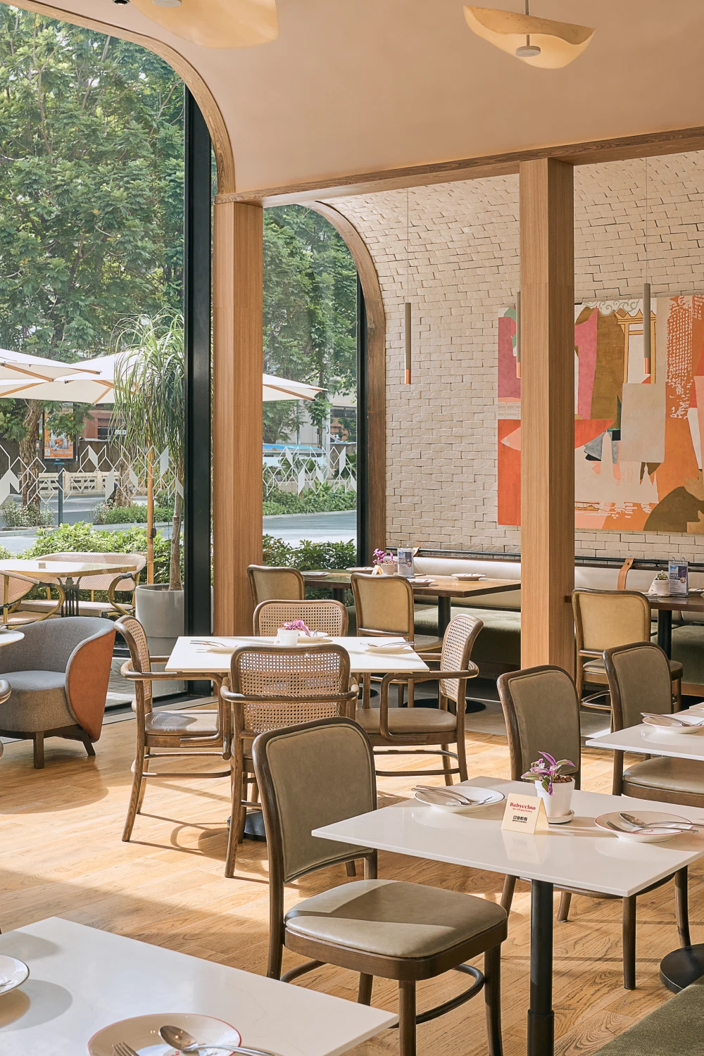 Mahanakhon Eatery Restaurant Seating