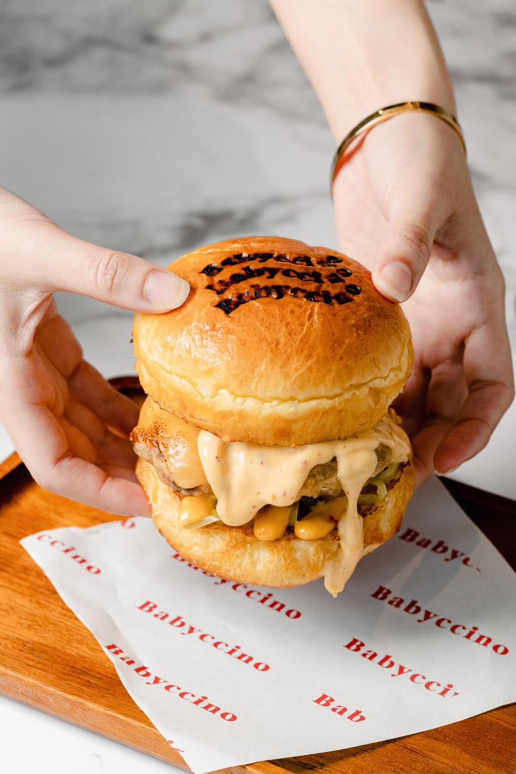 Babyccino Burger with Drizzled Sauce