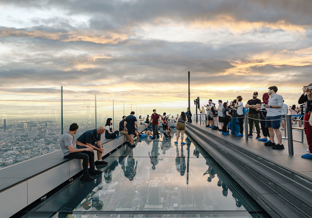 Mahanakhon Skywalk Glass Floor Experience